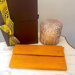 LOUIS VUITTON Yellow Epi Long Wallet